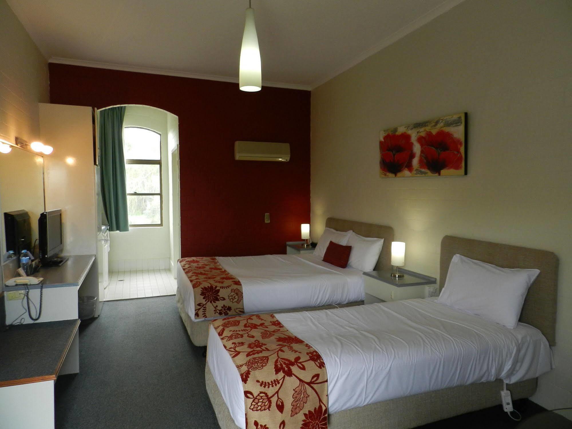 Prince Of Wales Hotel Wagga Wagga Dış mekan fotoğraf