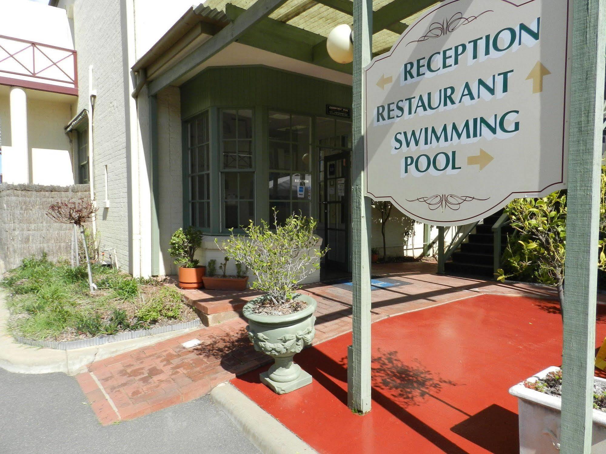 Prince Of Wales Hotel Wagga Wagga Dış mekan fotoğraf