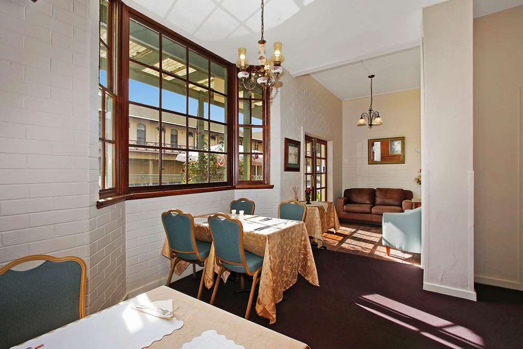 Prince Of Wales Hotel Wagga Wagga Dış mekan fotoğraf