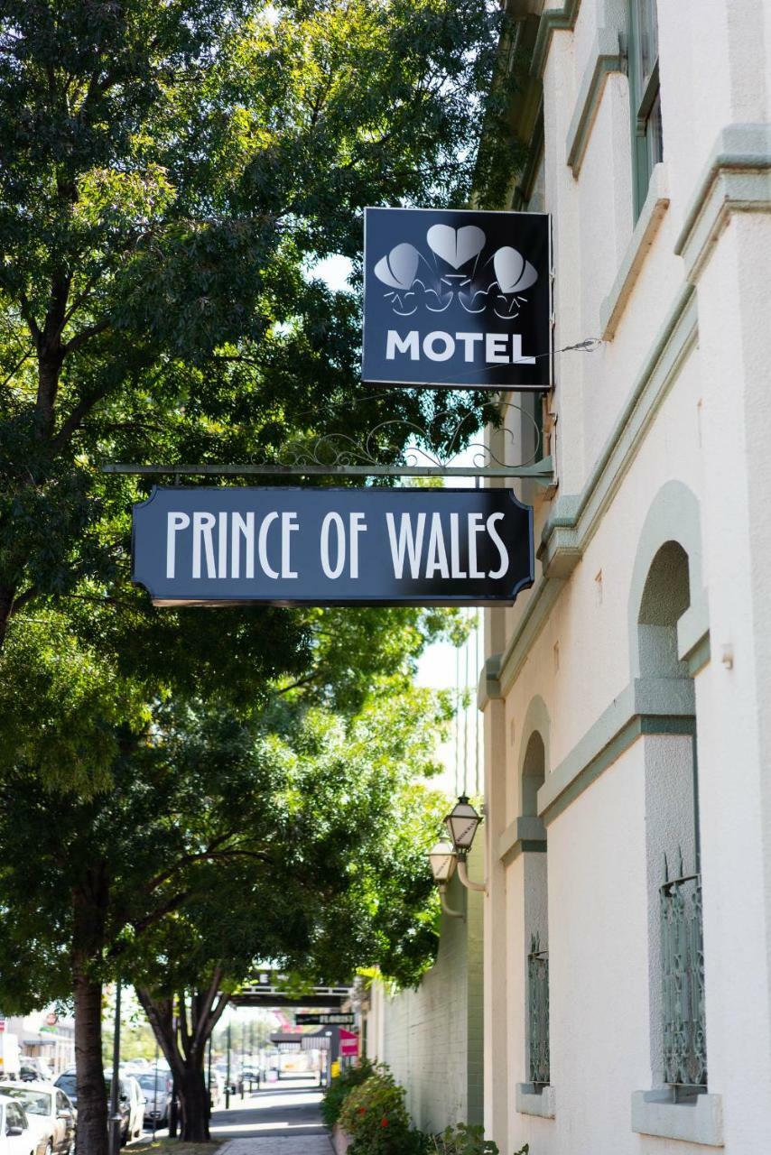 Prince Of Wales Hotel Wagga Wagga Dış mekan fotoğraf